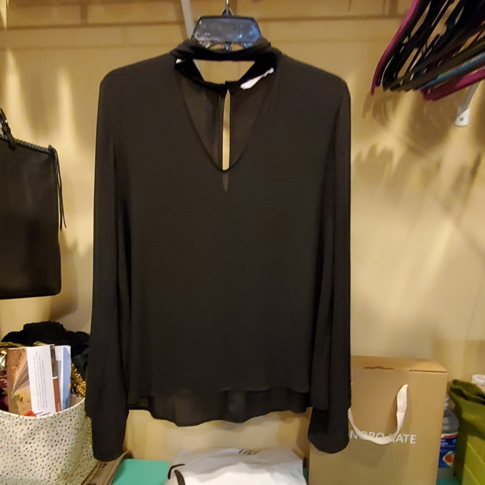 Stitch fix black long sleeve top